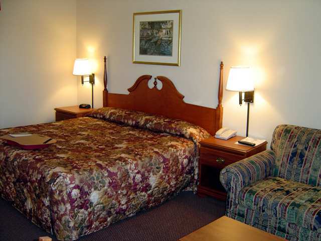 Hampton Inn Natchitoches Shamard Heights Room photo